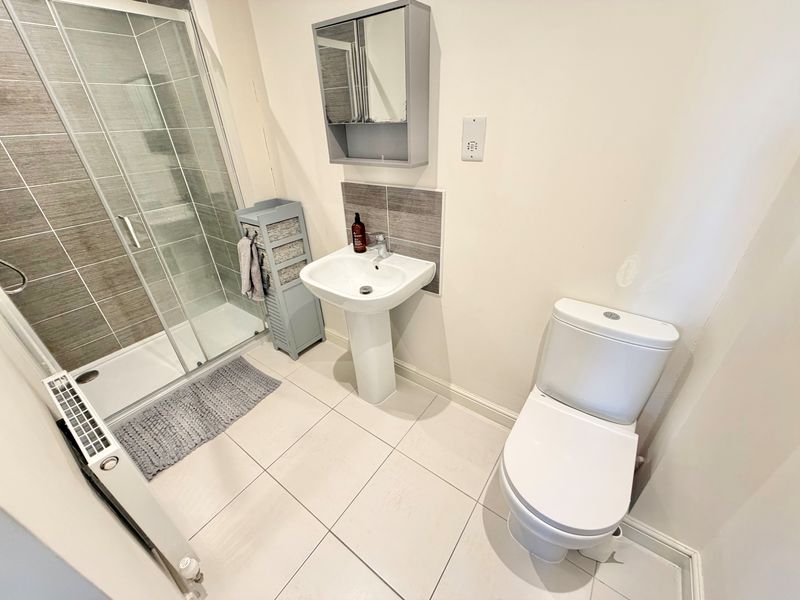 Cuddington Grove Rossmore